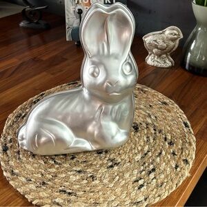 Wilton Vintage 1974 Bunny Mold